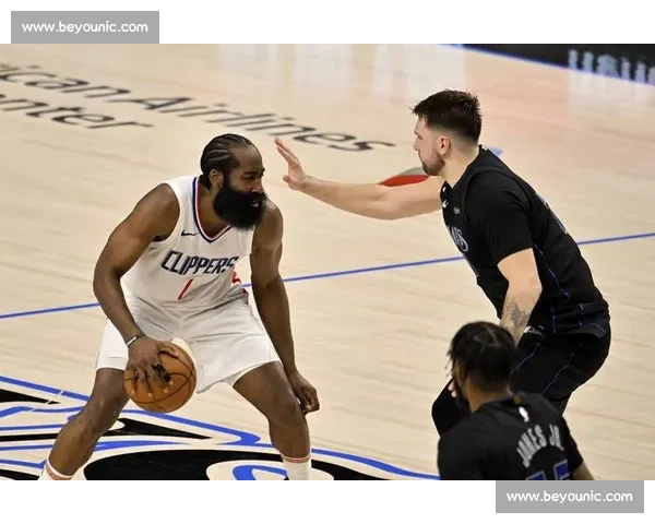 詹姆斯父子训练揭秘！哈登大学队友竟是幕后关键推手